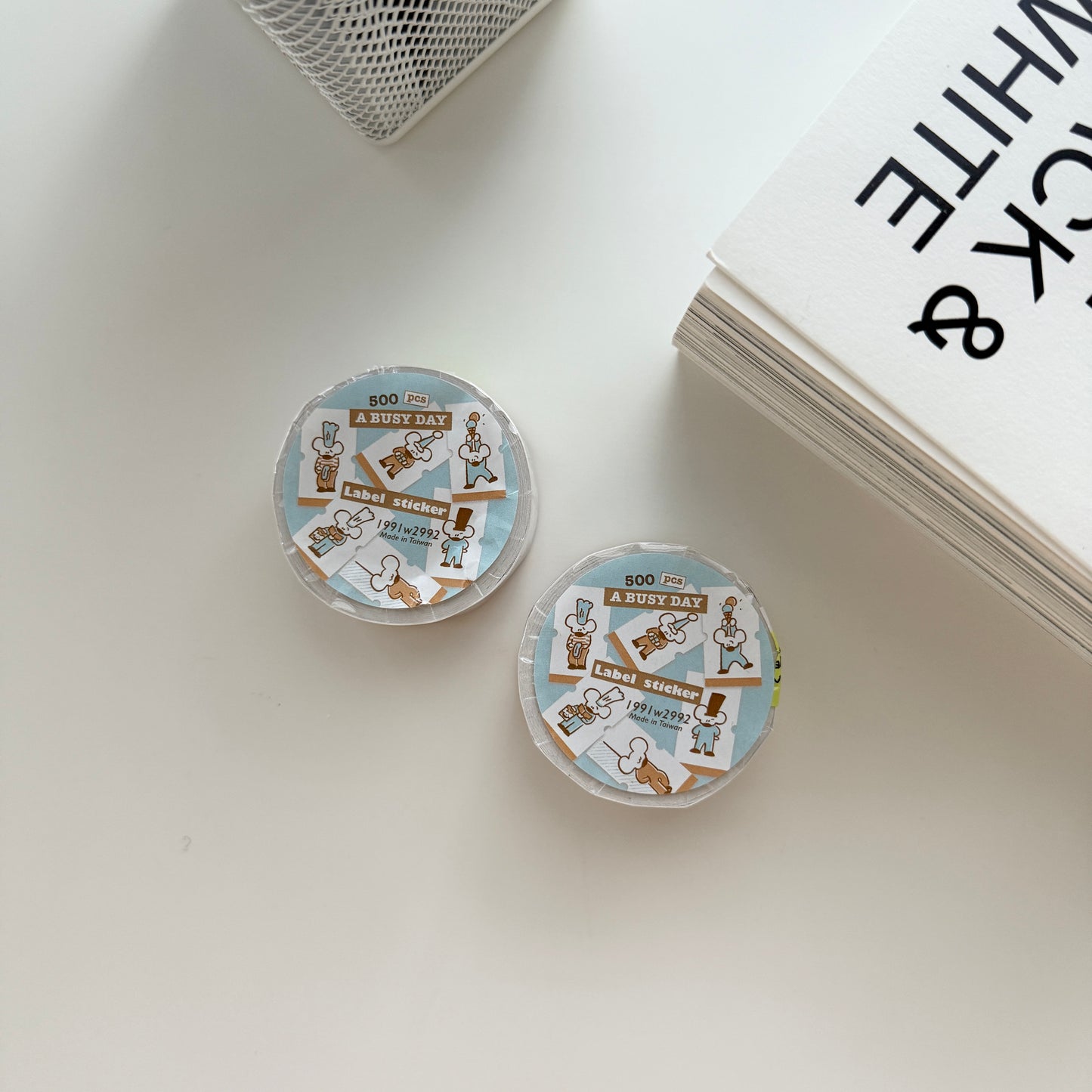 1991w2992 A Busy Day Label Sticker Roll