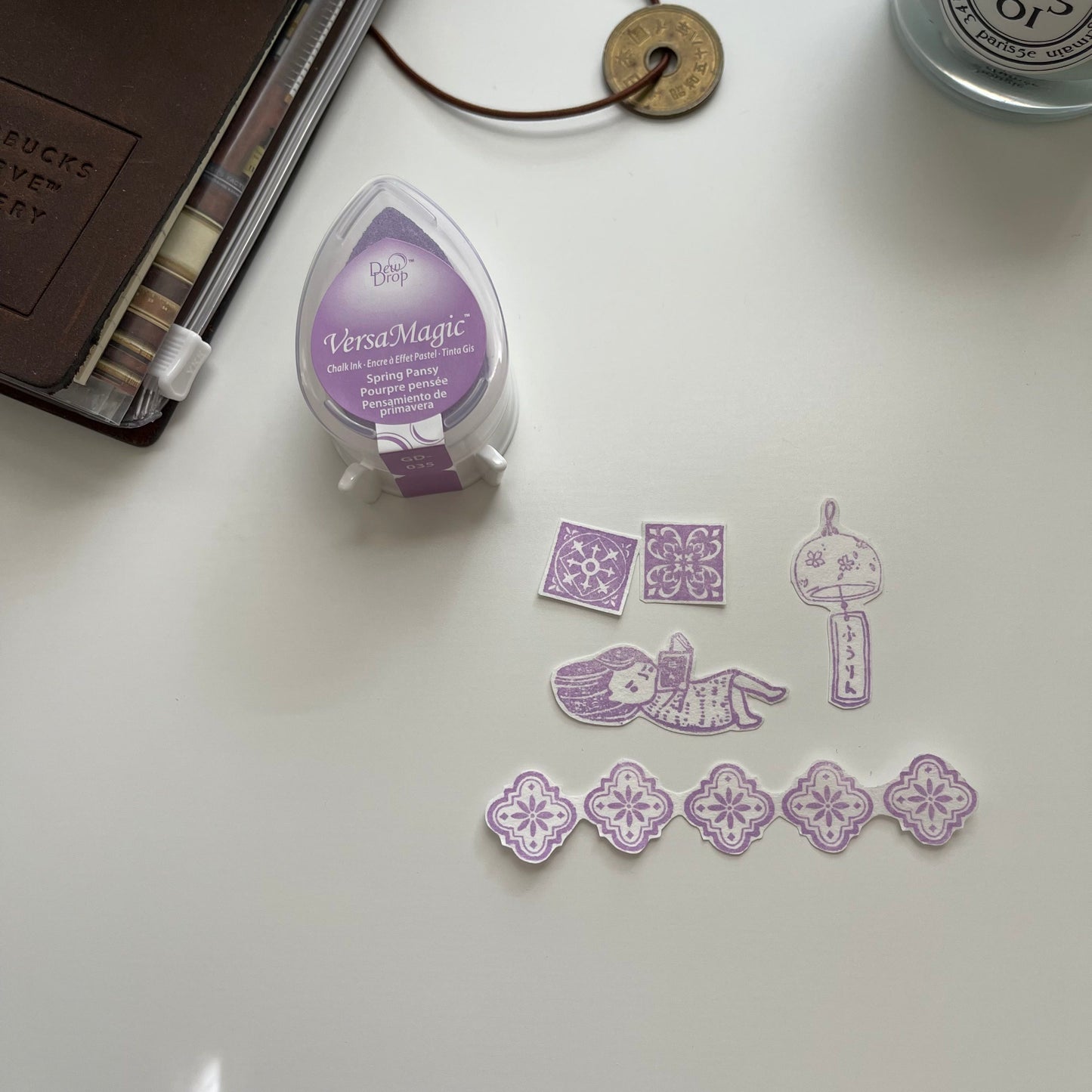 VersaMagic Dew Drop Ink Pad // Spring Pansy (035)