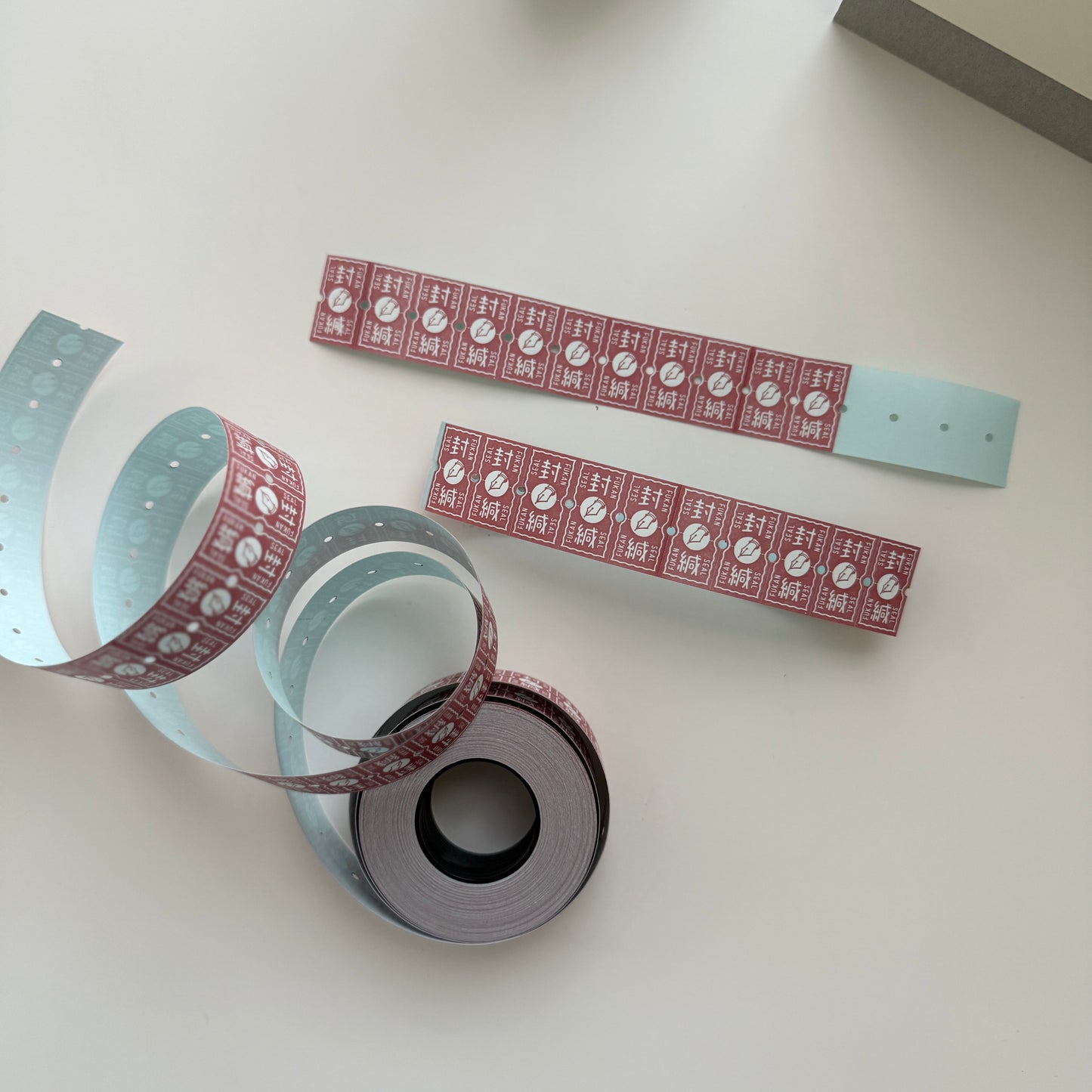 36 Sublo Label Sticker Roll / 4 Designs