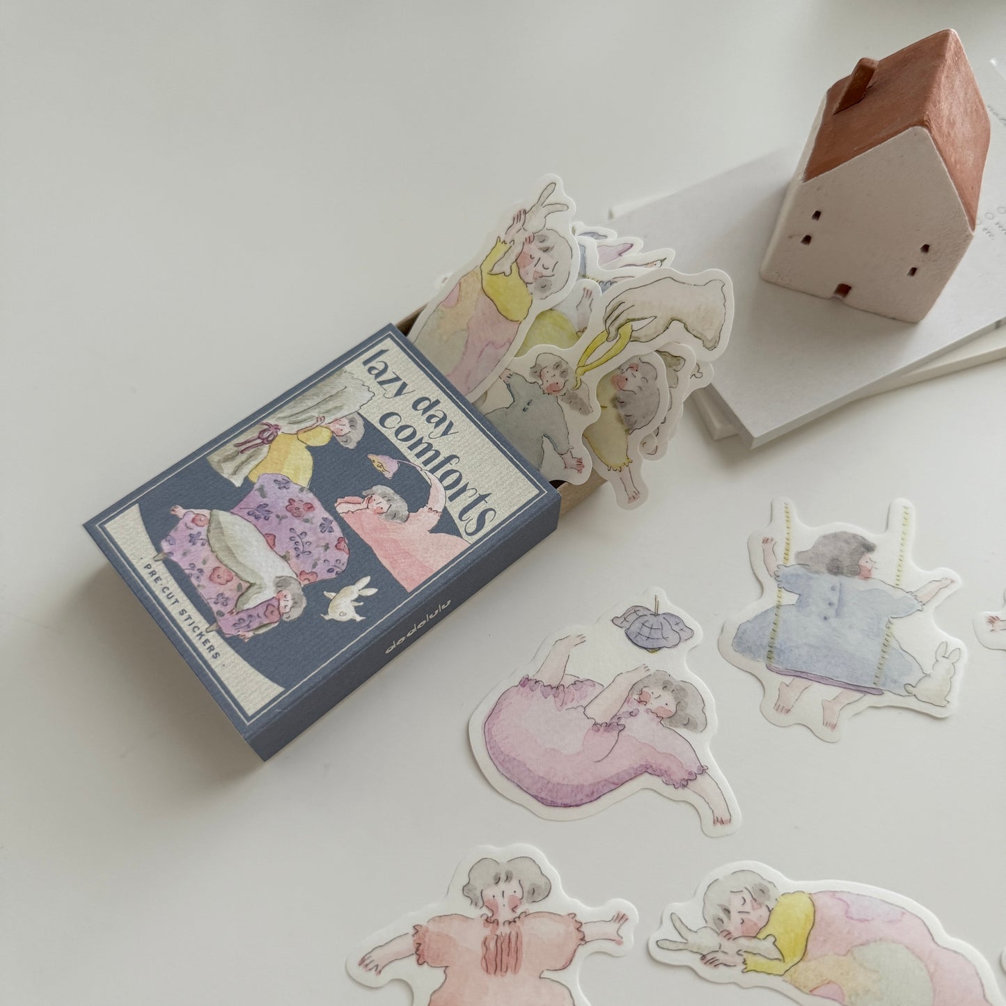 Dodolulu Lazy Day Comforts Die-cut Matchbox Stickers
