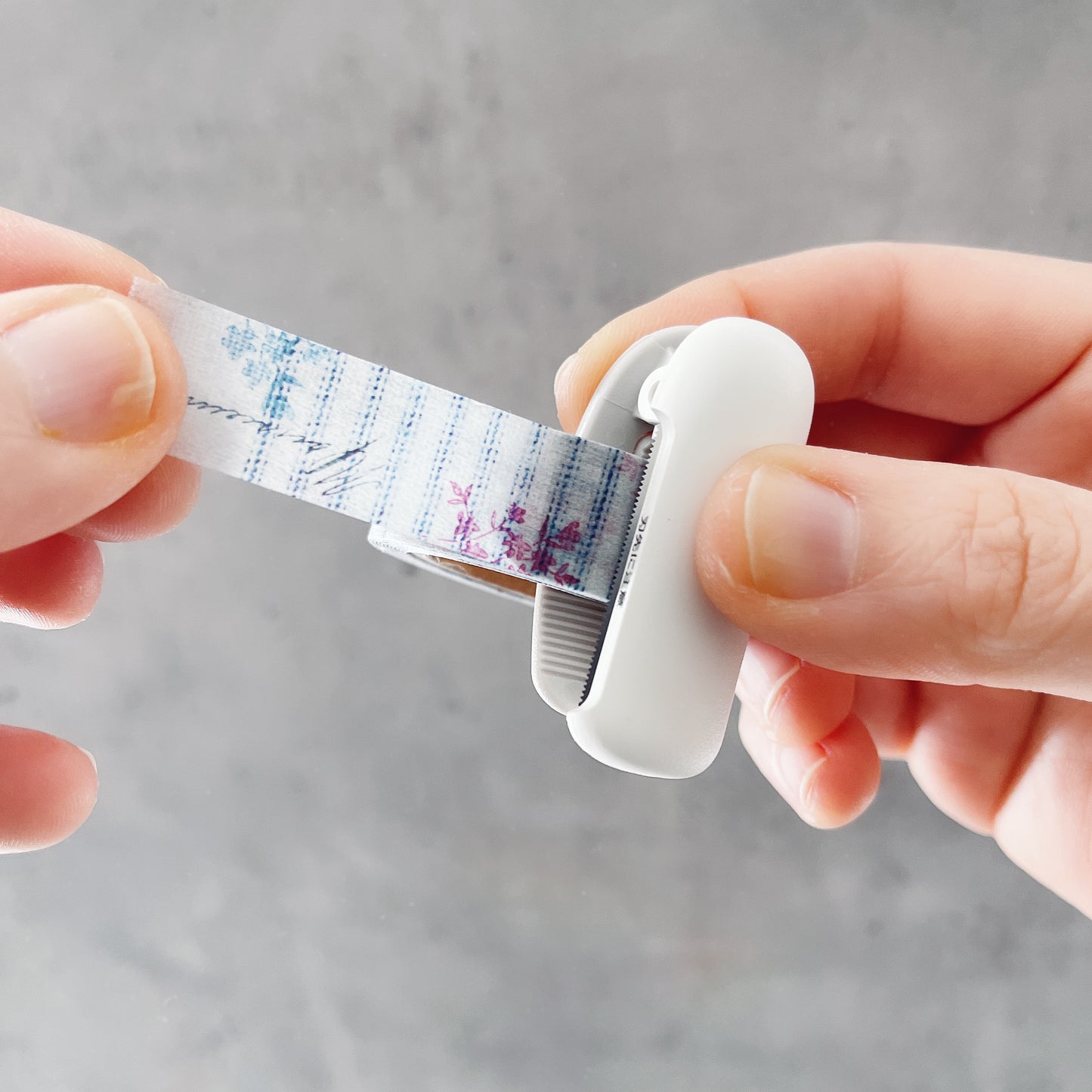 Kokuyo Clip & Cut Washi Tape Cutter (For tapes 10 to 15 mm in width)