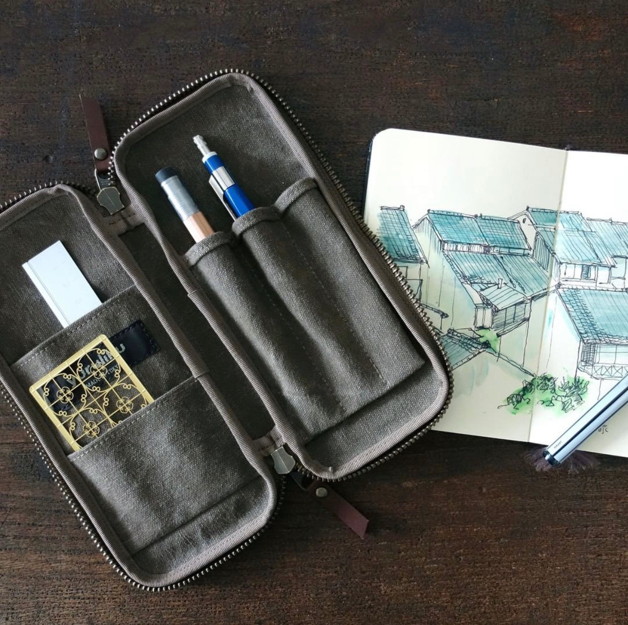 Yuruliku FLAT Tool Case // 3 Pens