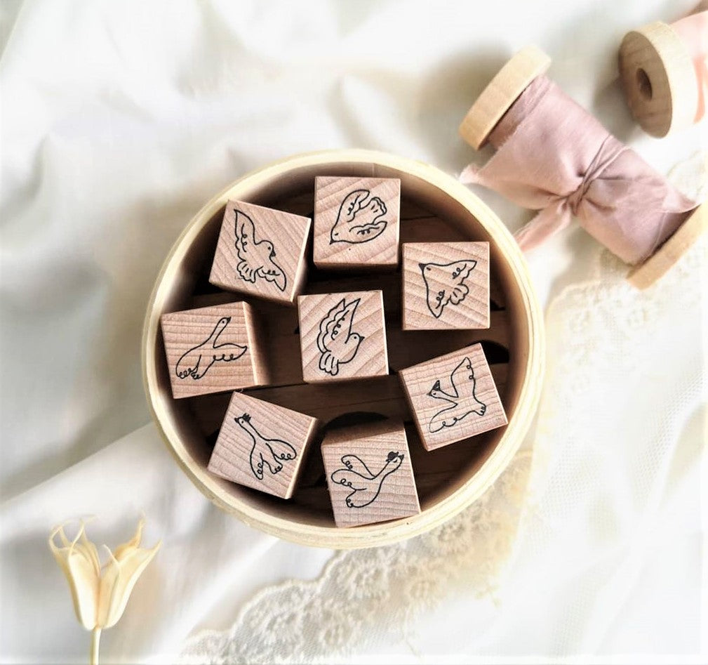 Eileentai.85 Birds Rubber Stamps - Doves