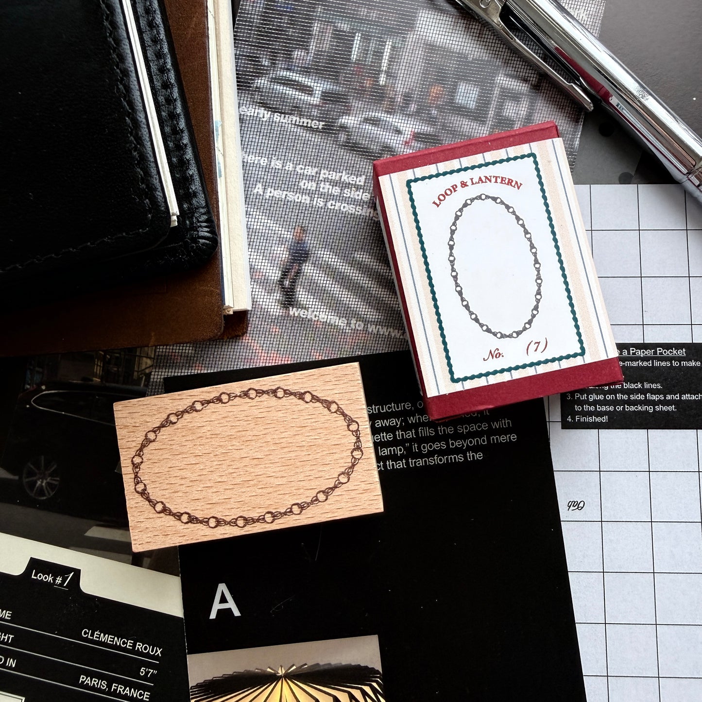kurukynki Loop & Lantern Beads Frame Rubber Stamp