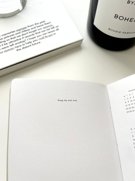 [ PRE-ORDER ] Analogue Keeper 2026 Weekly Journal