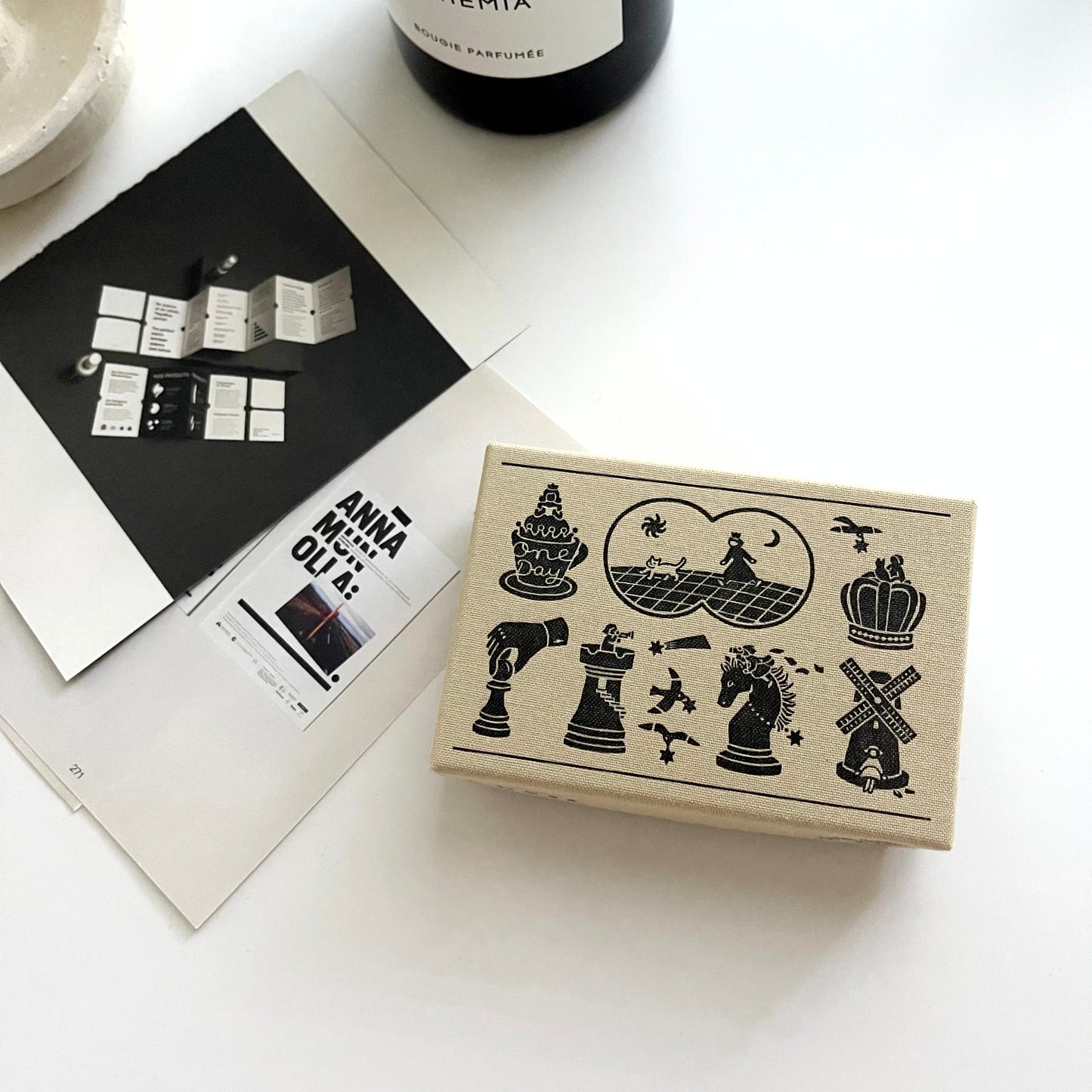 Rakui Hana Chess Stamp Set