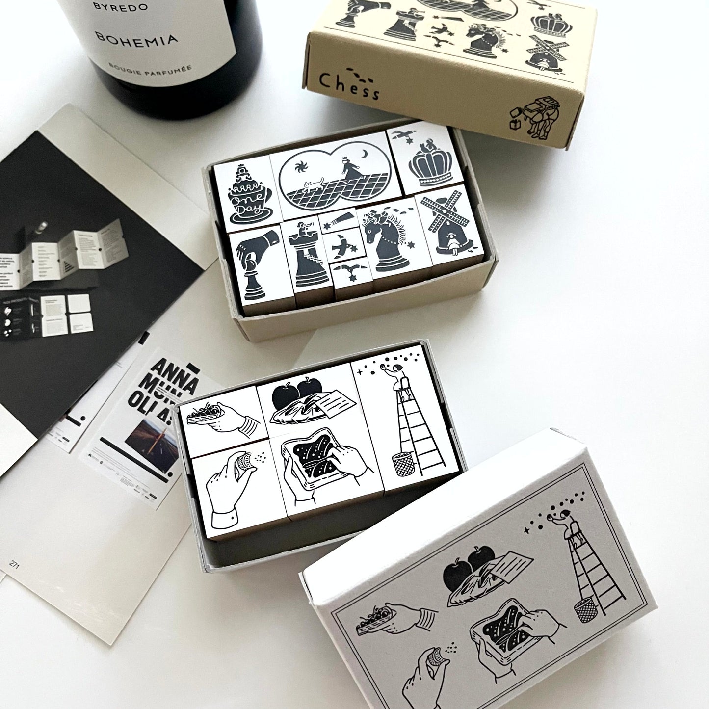 Rakui Hana Chess Stamp Set