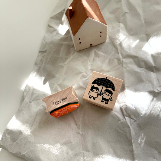 Hankodori Couple and Umbrella Rubber Stamp