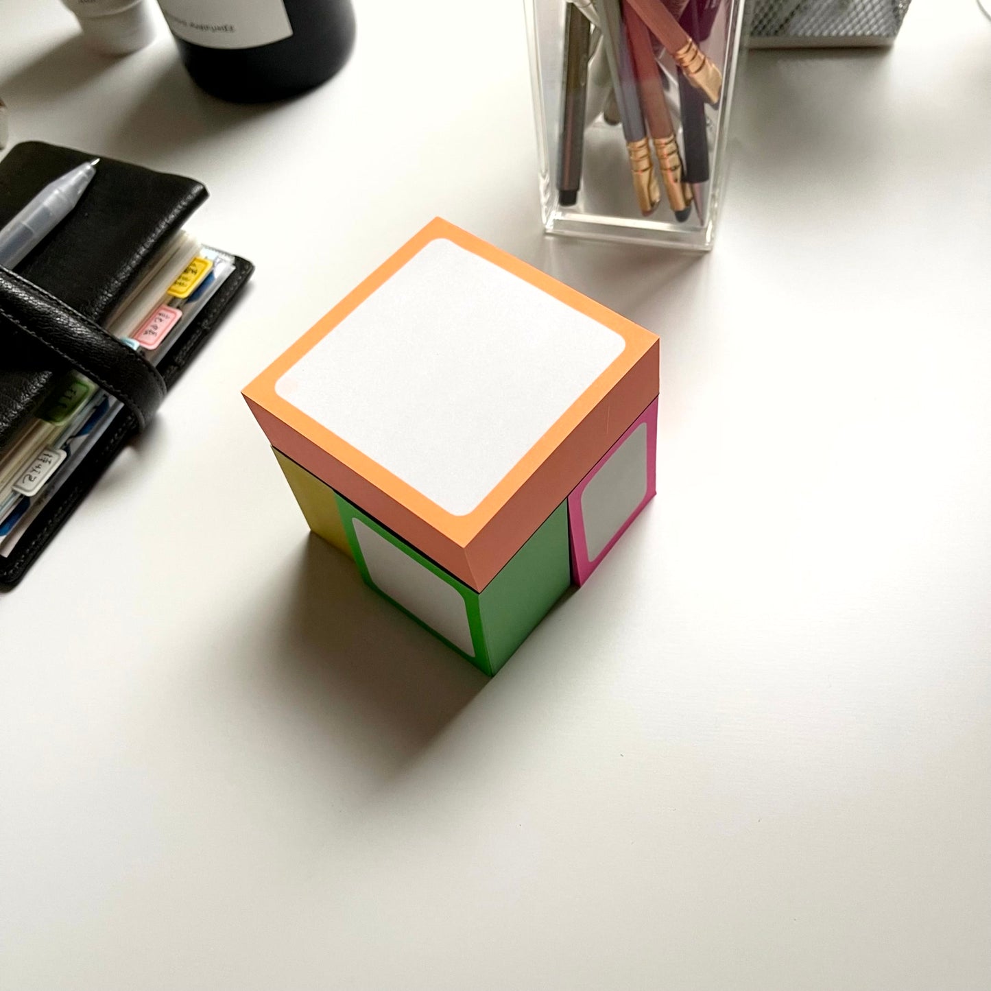 Neon Memo Cube