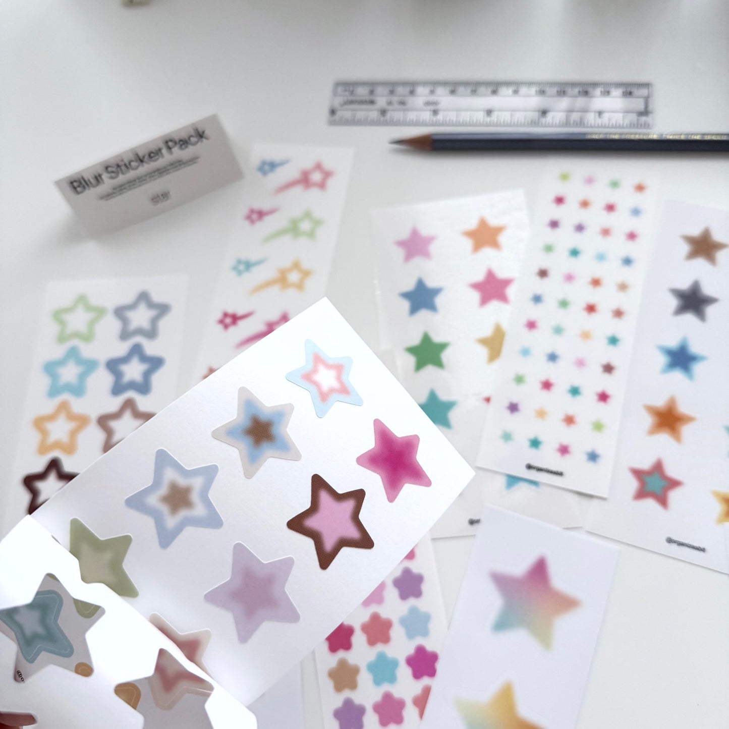 Organize a bit Blur Sticker Pack