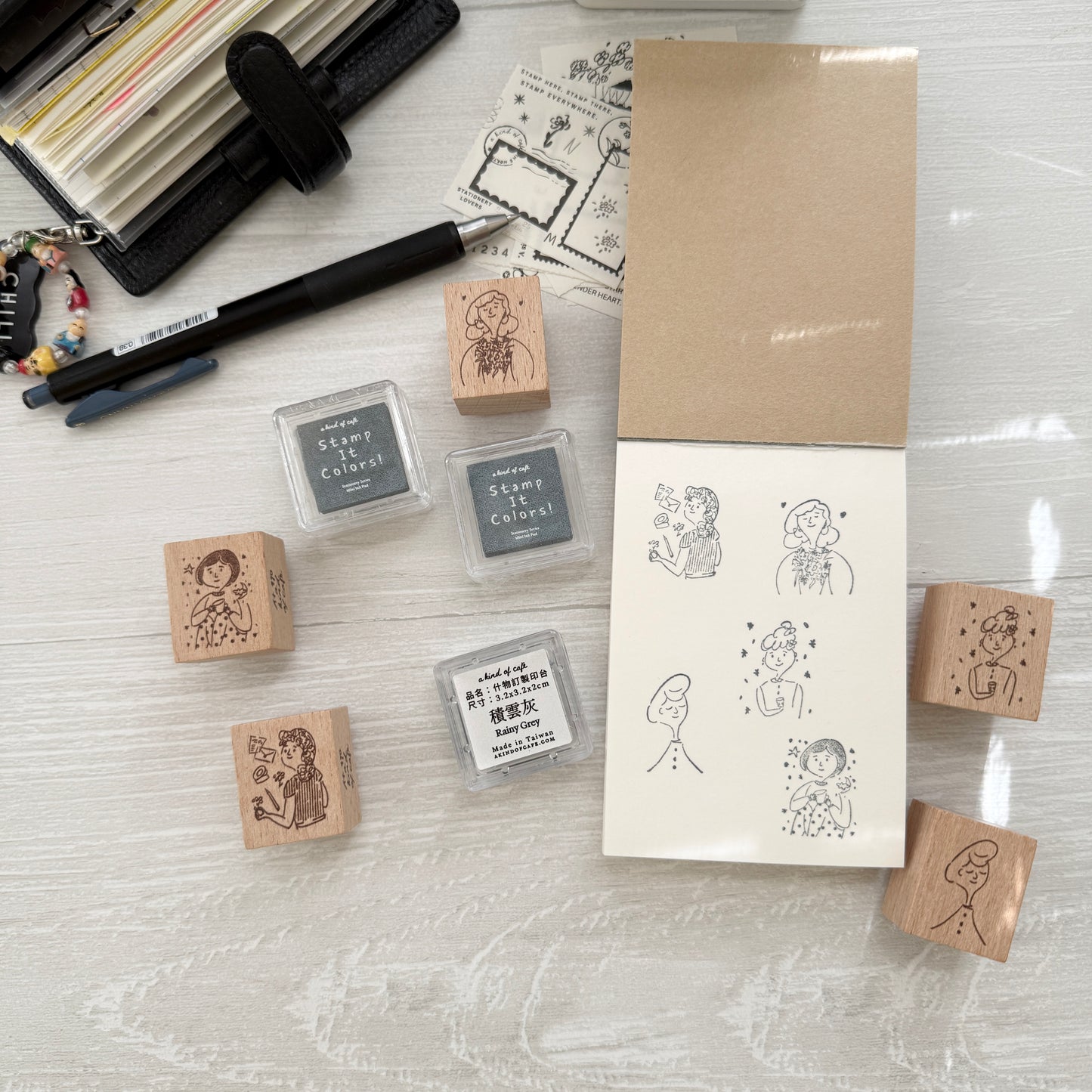 A kind of cafe Stamp it Colors Ink Pad / Rainy Grey