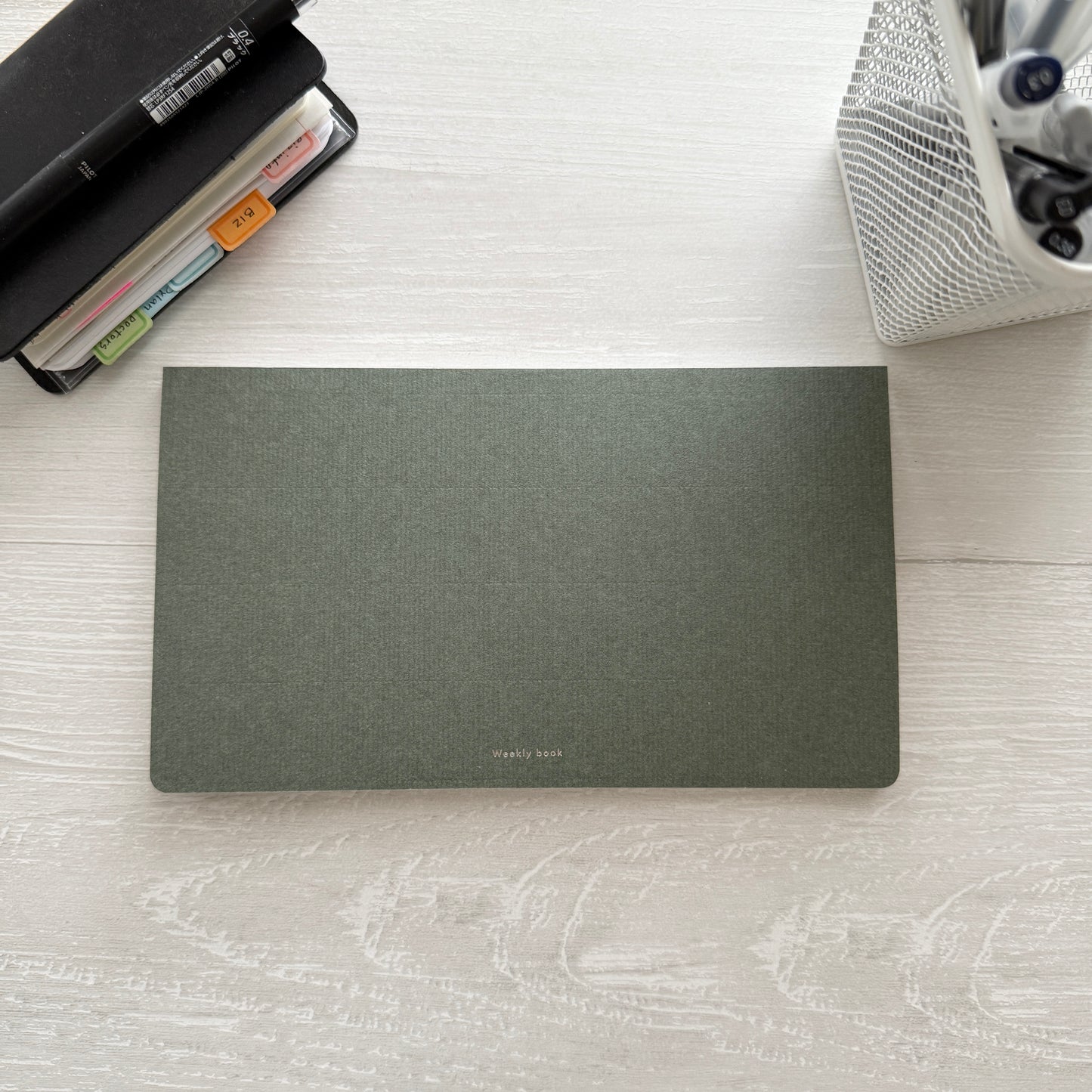 Analogue Keeper 2025 NEW Weekly Book