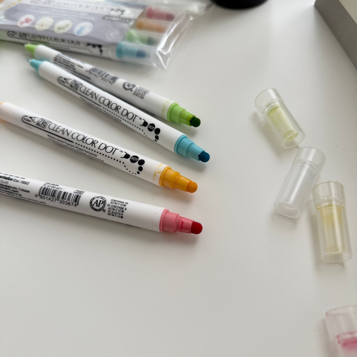 ZIG Clean Color Dot Twin Tip Set
