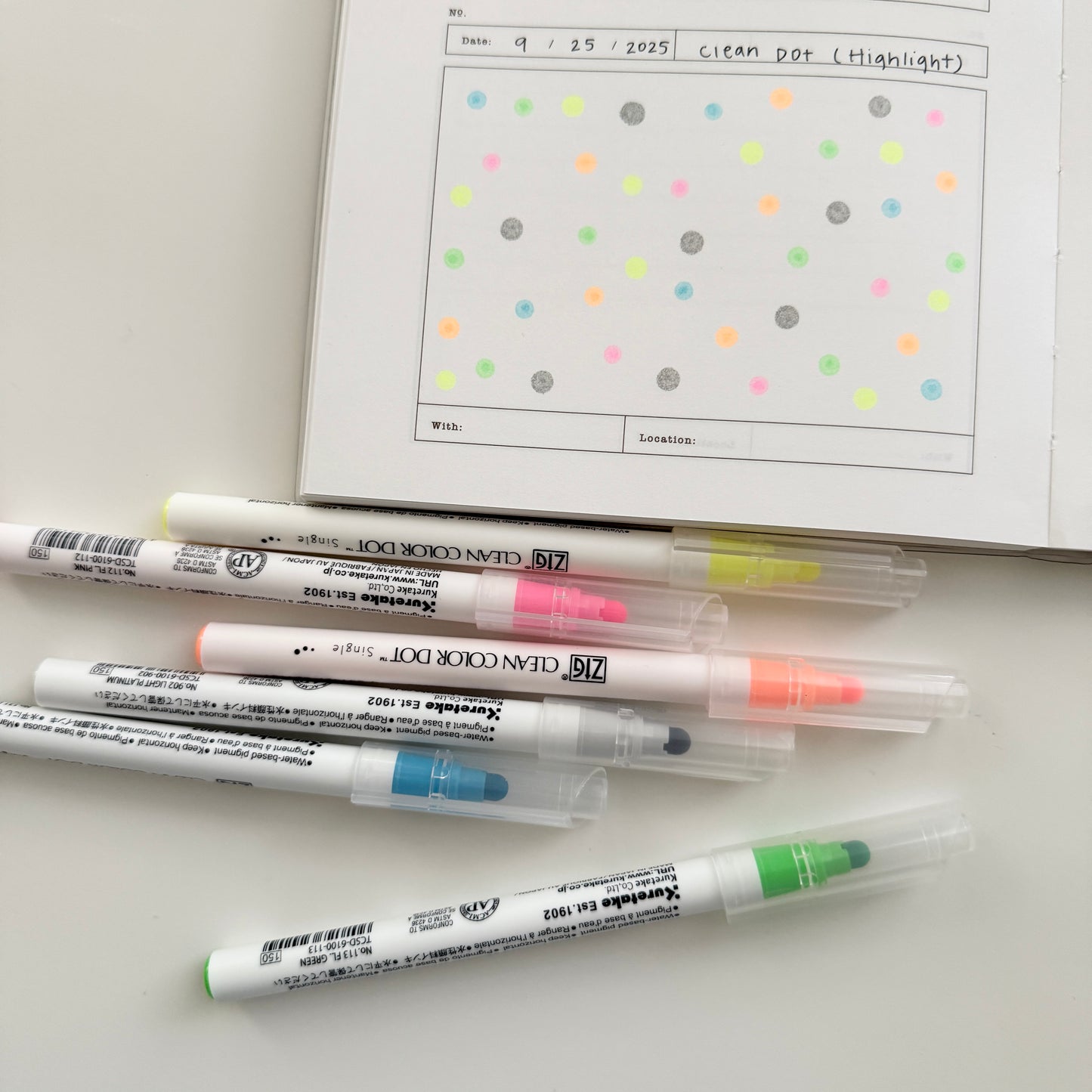 ZIG Clean Color Dot Single Tip Set / 3 Options
