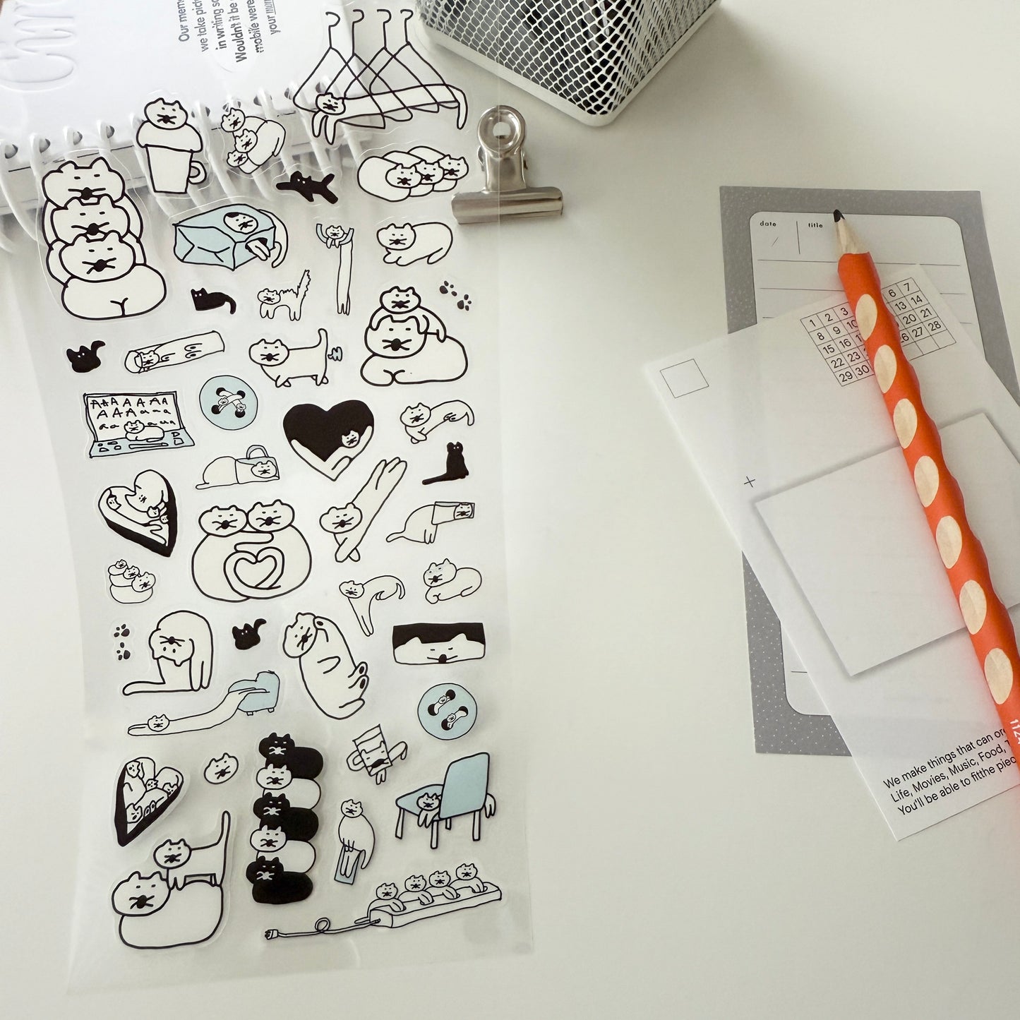 Creators Circus Sticker Sheet / Susstore & The little dogs