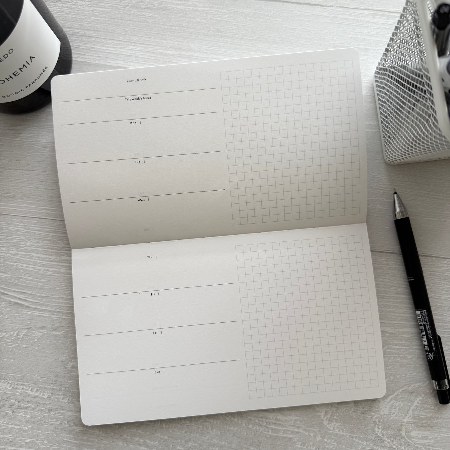 Analogue Keeper 2025 NEW Weekly Book