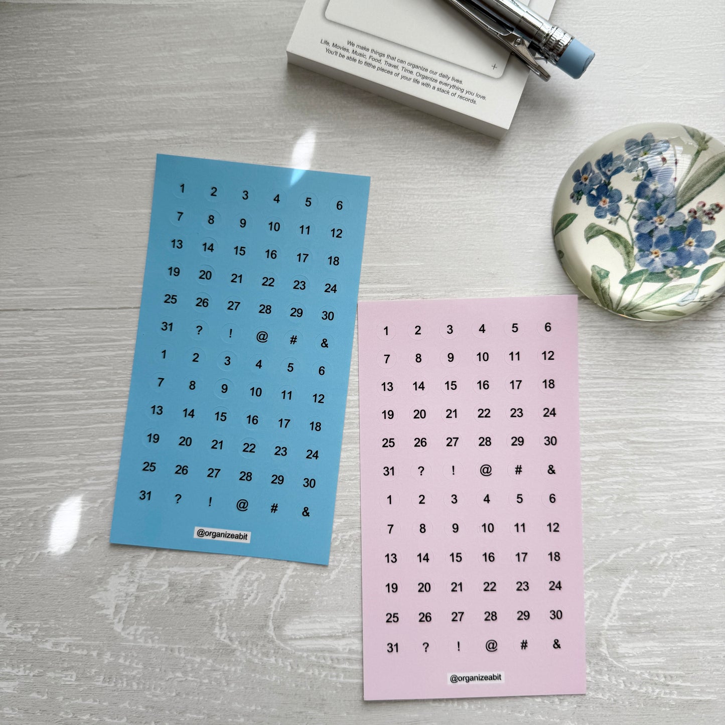 Organize a bit Day Sticker / 05