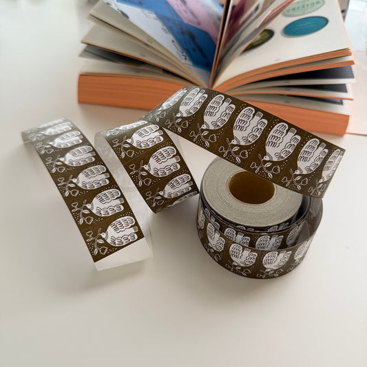 Ivy Snow Umber Label Sticker Roll