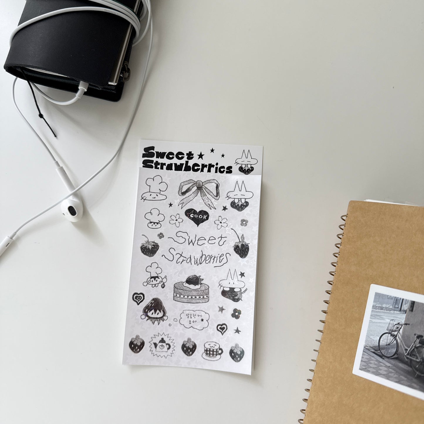 Jeongo Innerside Drawing Sticker // Sweet Strawberries