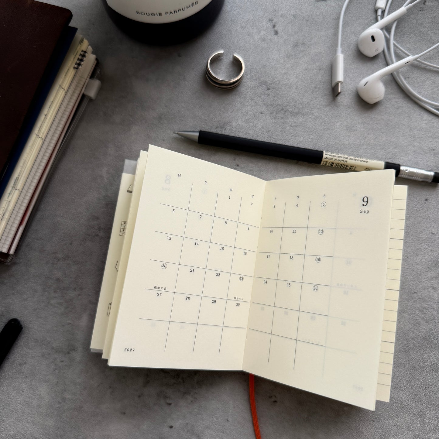 MD 2027 Notebook Diary / A7