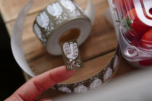 Ivy Snow Umber Label Sticker Roll