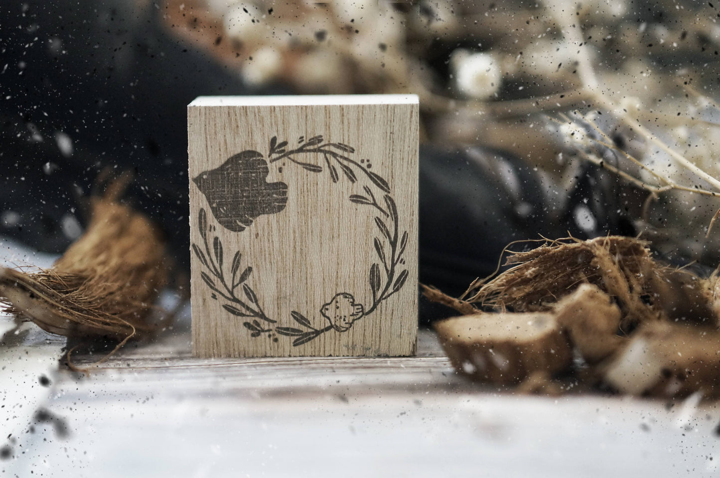 Black Milk Project Bird Series II Rubber Stamp // Wreath