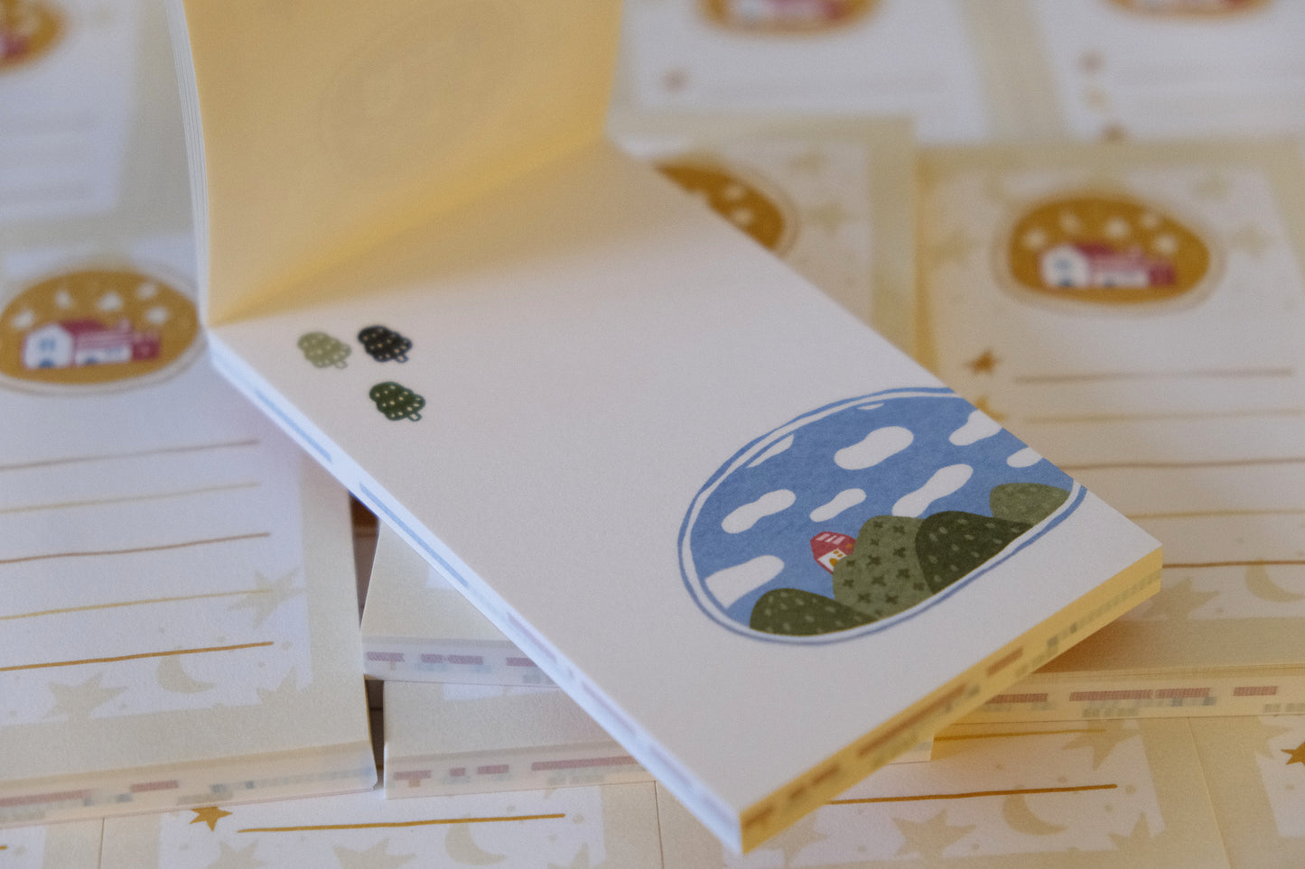 [ PRE-ORDER ONLY ] EileenTai 2025 Summer NEW / Little Village Memo Pad