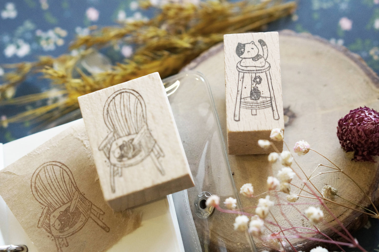 Kamikamichop Cat on Stool Rubber Stamp
